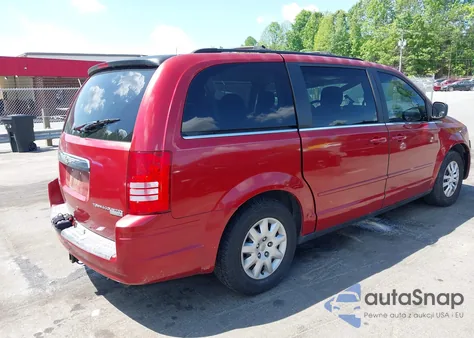 2010 Chrysler Town & Country Lx из США, поврежденный, VIN 2A4RR4DE5AR220231